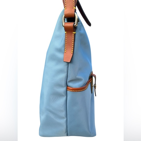 Dooney and Bourke Wayfarer Sac Blue EUC - Picture 8 of 17